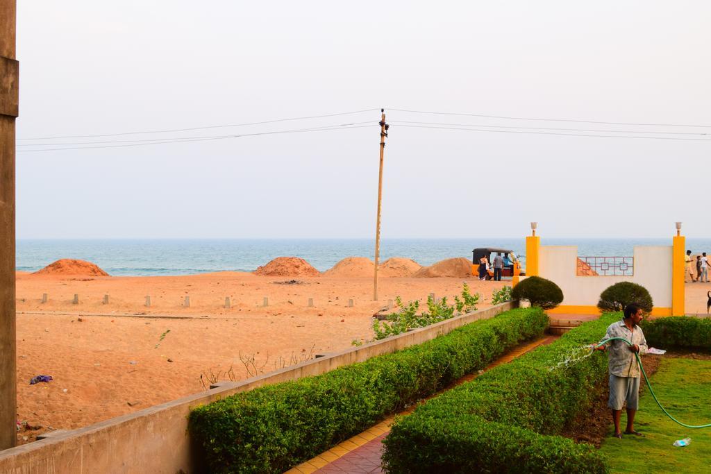 فندق Golden Dust بوري المظهر الخارجي الصورة